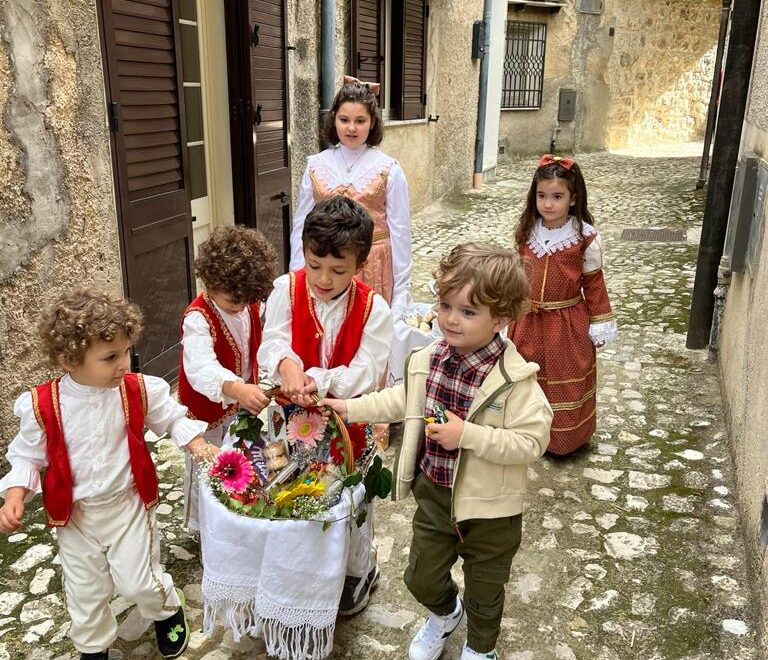 San Martino Palazzo Adriano - Bambini